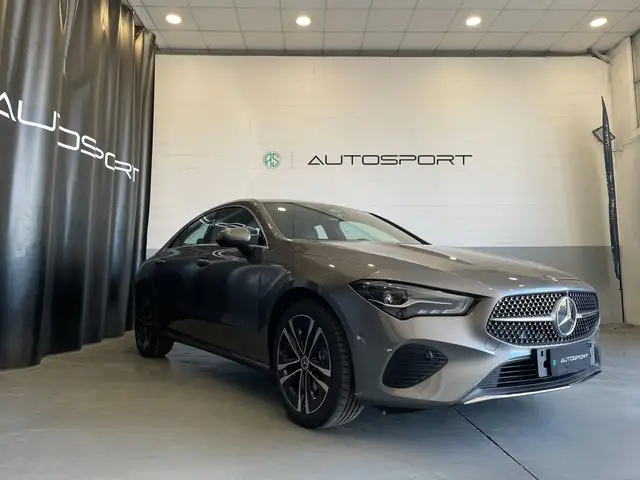 Mercedes-Benz CLA 200 CLA 200 Automatic Progressive Advanced