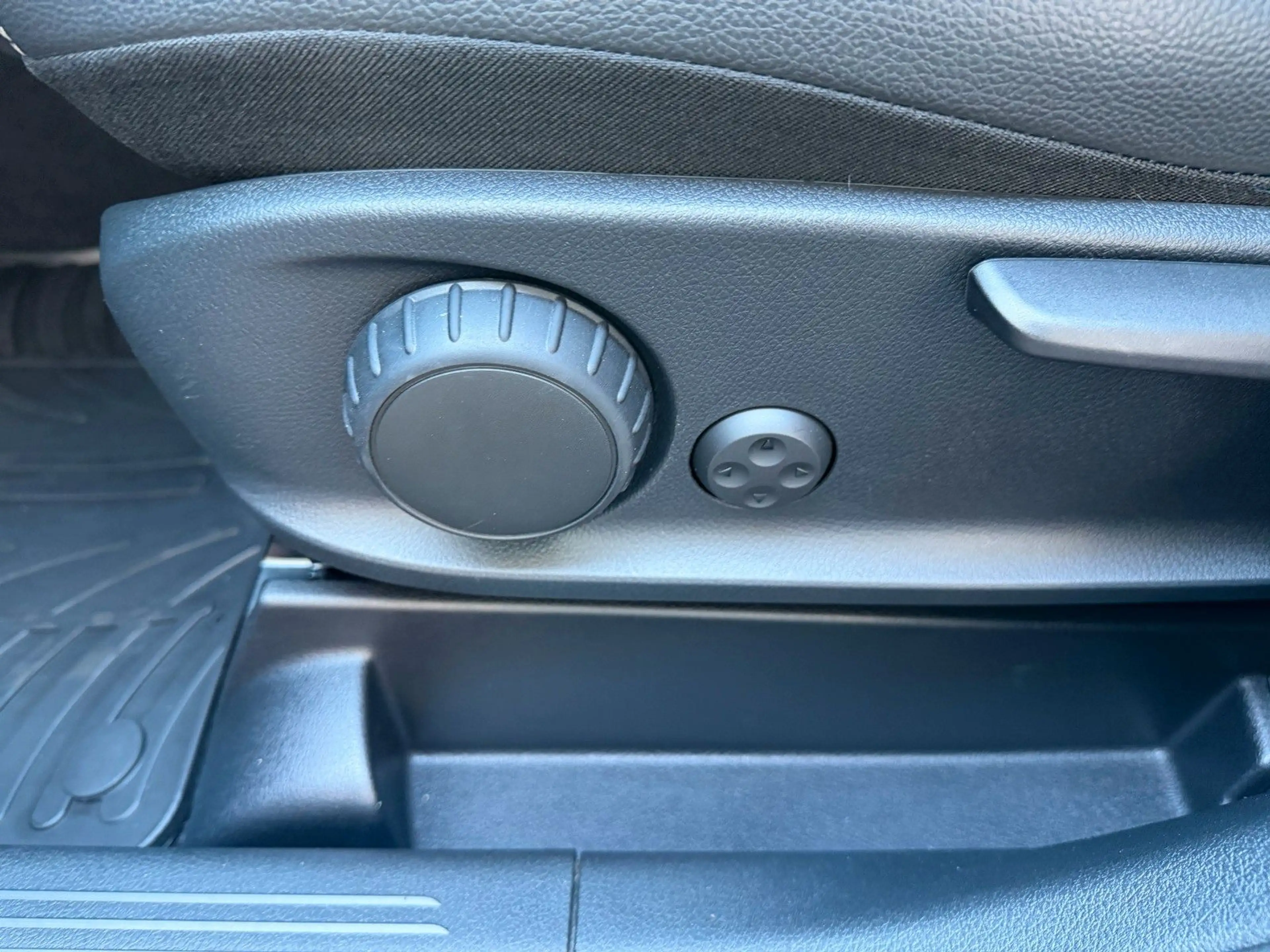 Mercedes-Benz B 220 d Style R-Kamera+LED+Carplay+TOTW — photo 14