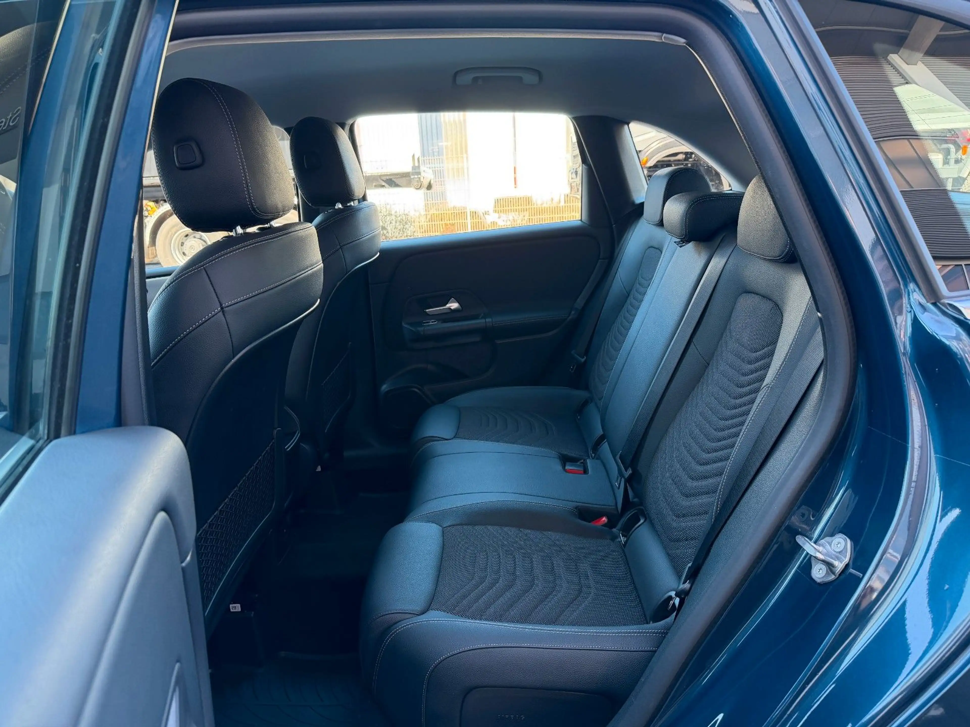 Mercedes-Benz B 220 d Style R-Kamera+LED+Carplay+TOTW — photo 9