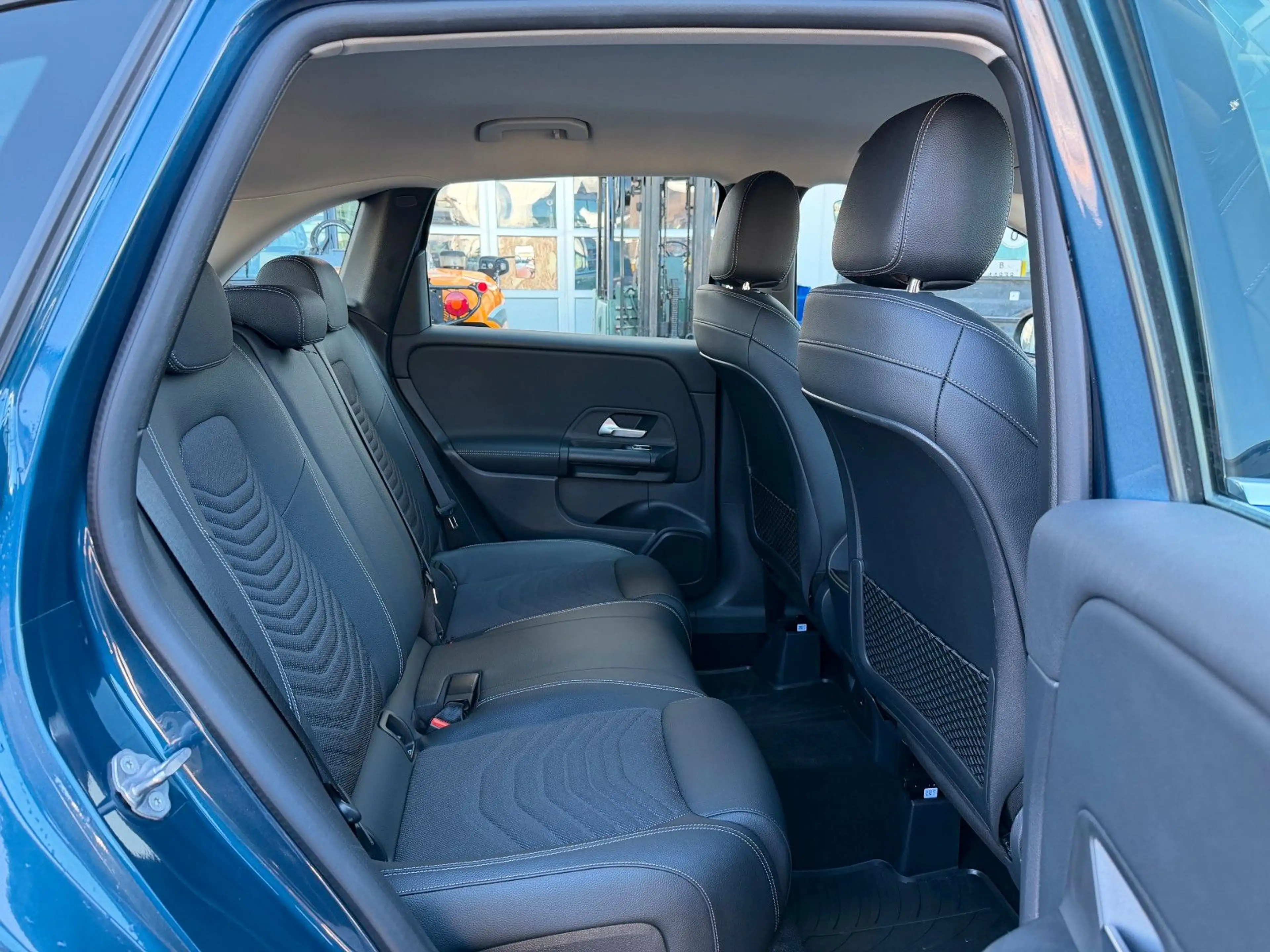Mercedes-Benz B 220 d Style R-Kamera+LED+Carplay+TOTW — photo 7