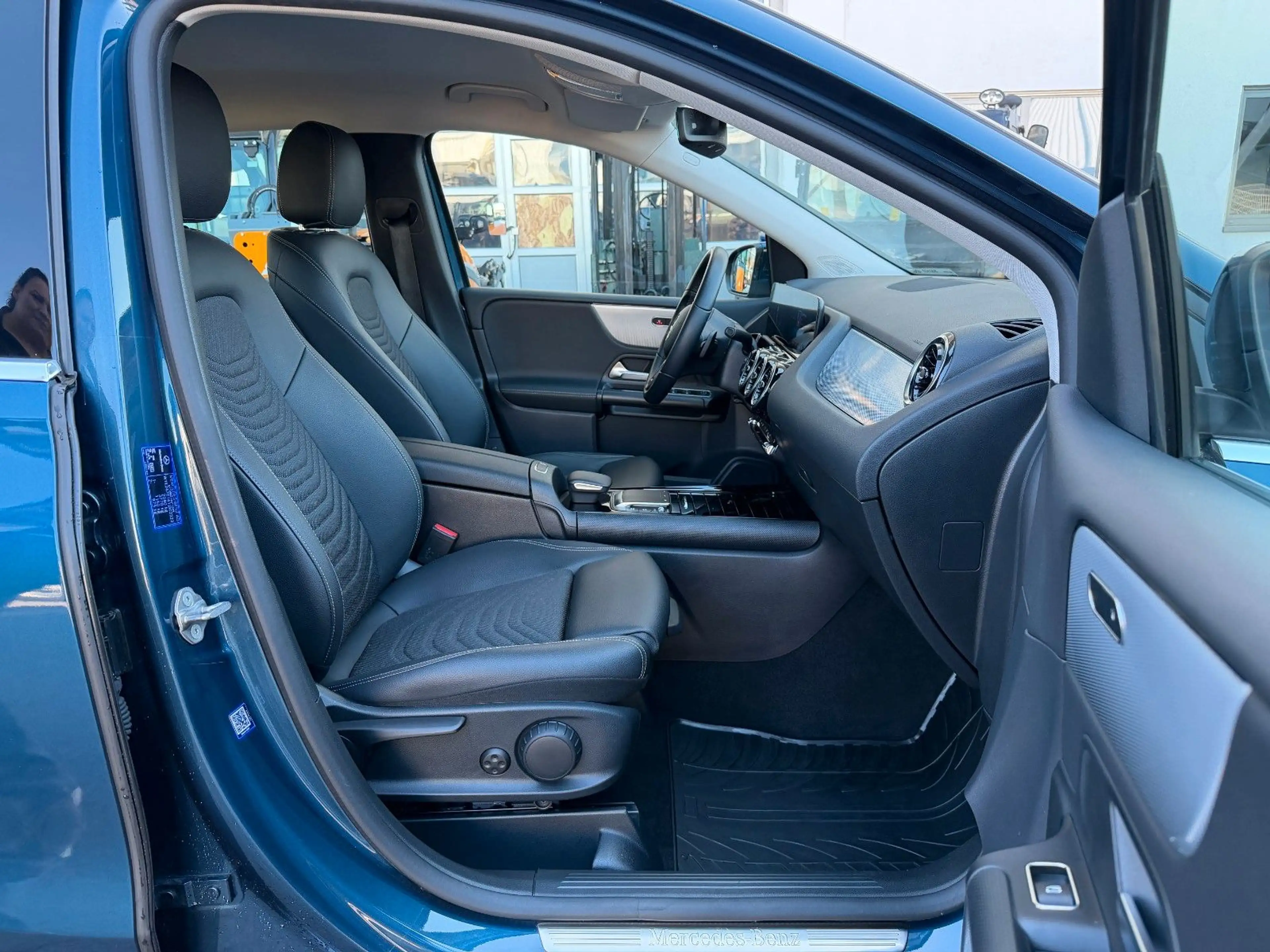 Mercedes-Benz B 220 d Style R-Kamera+LED+Carplay+TOTW — photo 8