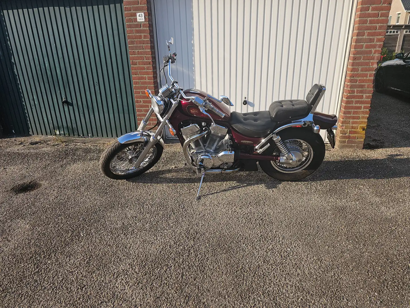 Suzuki VS 1400 Rot - 1
