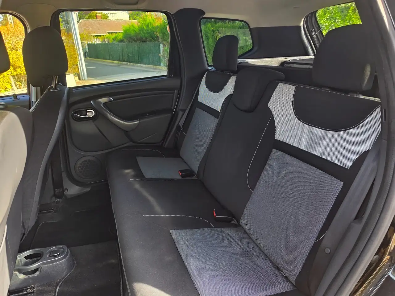 Dacia Duster — photo 8