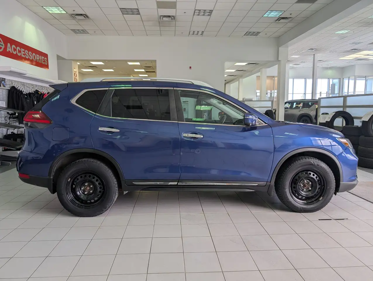 Nissan Rogue снимка Nissan Rogue