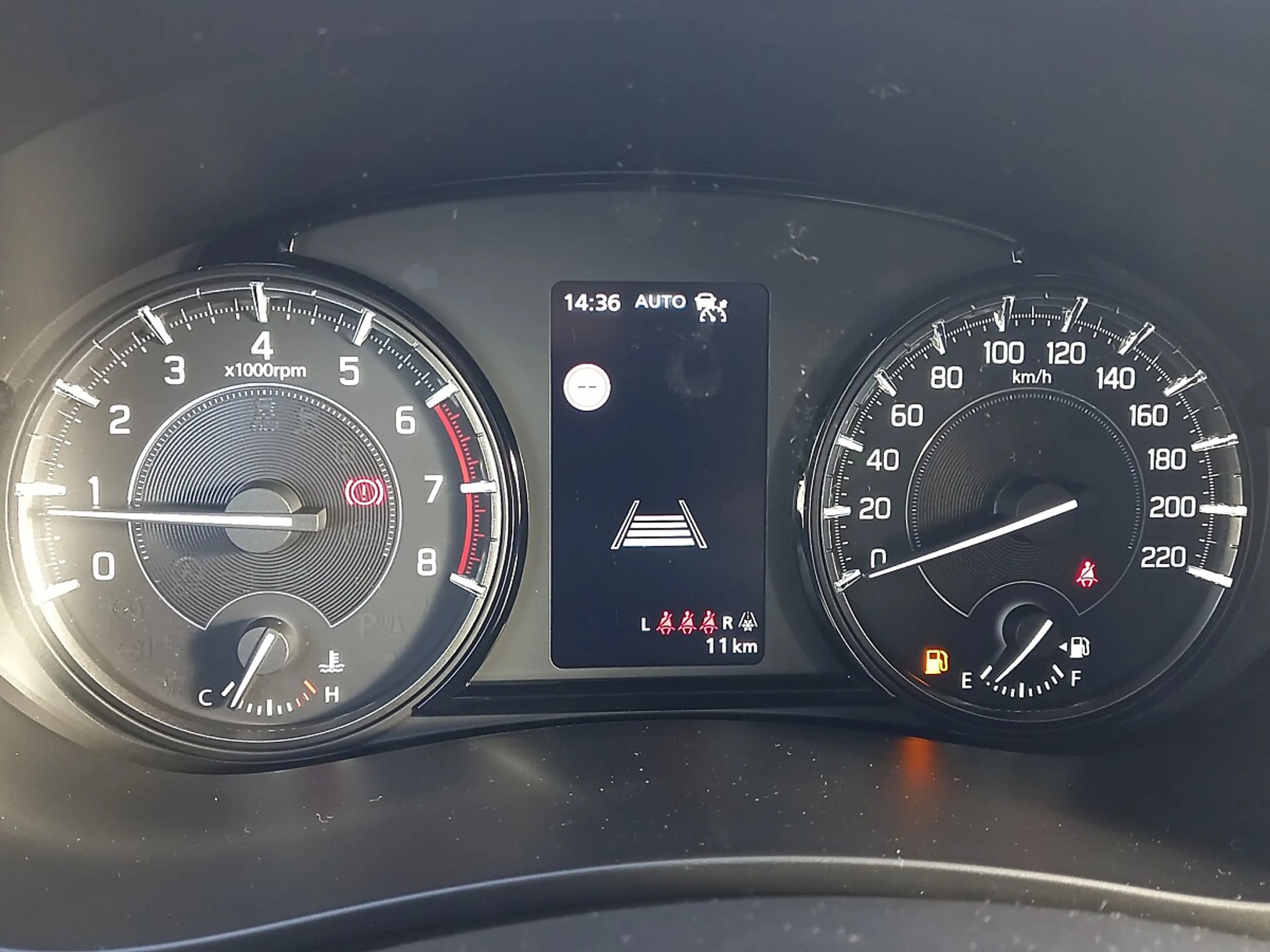 Suzuki S-Cross 1,4 Hybrid ALLGRIP shine — photo 11