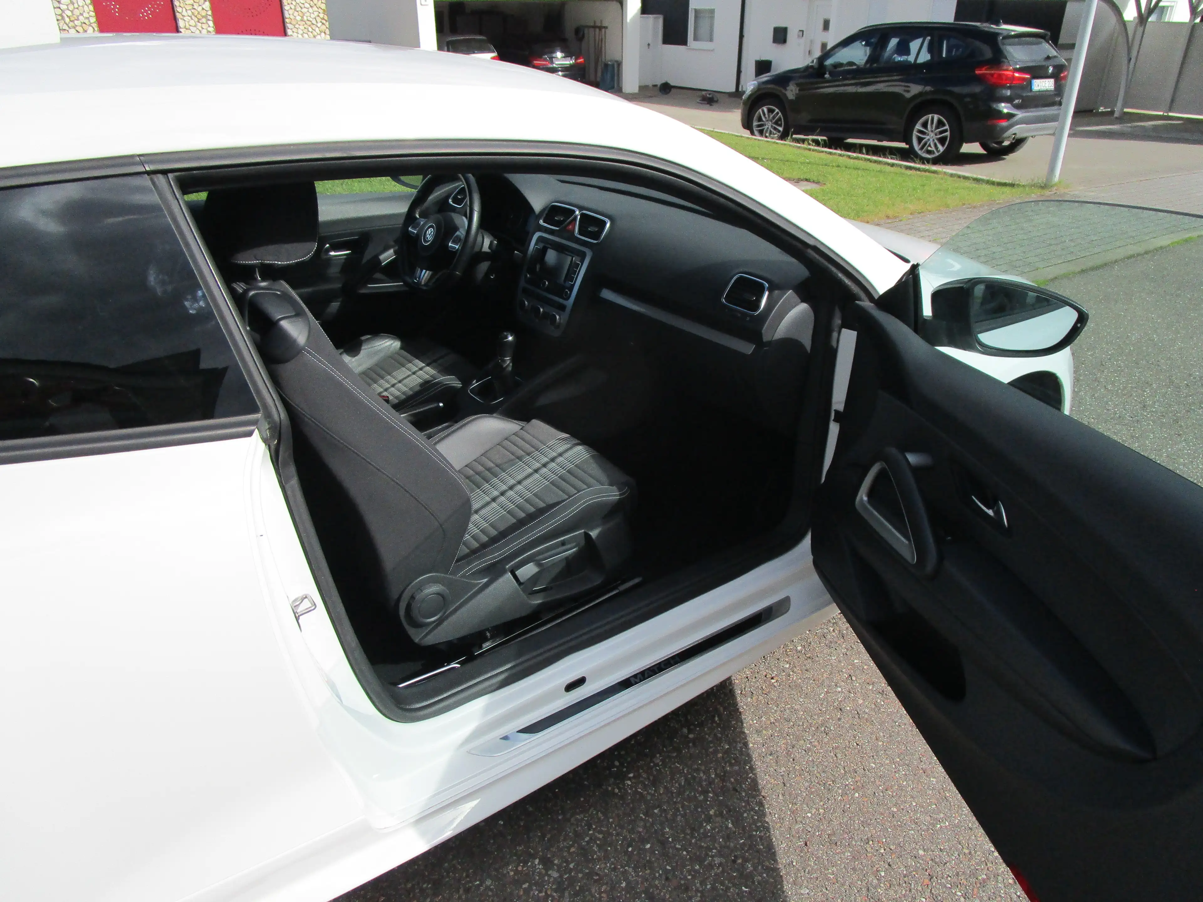 Volkswagen Scirocco 1.4 TSI 118 kW Match - Navi - Klima - PDC .. — photo 9