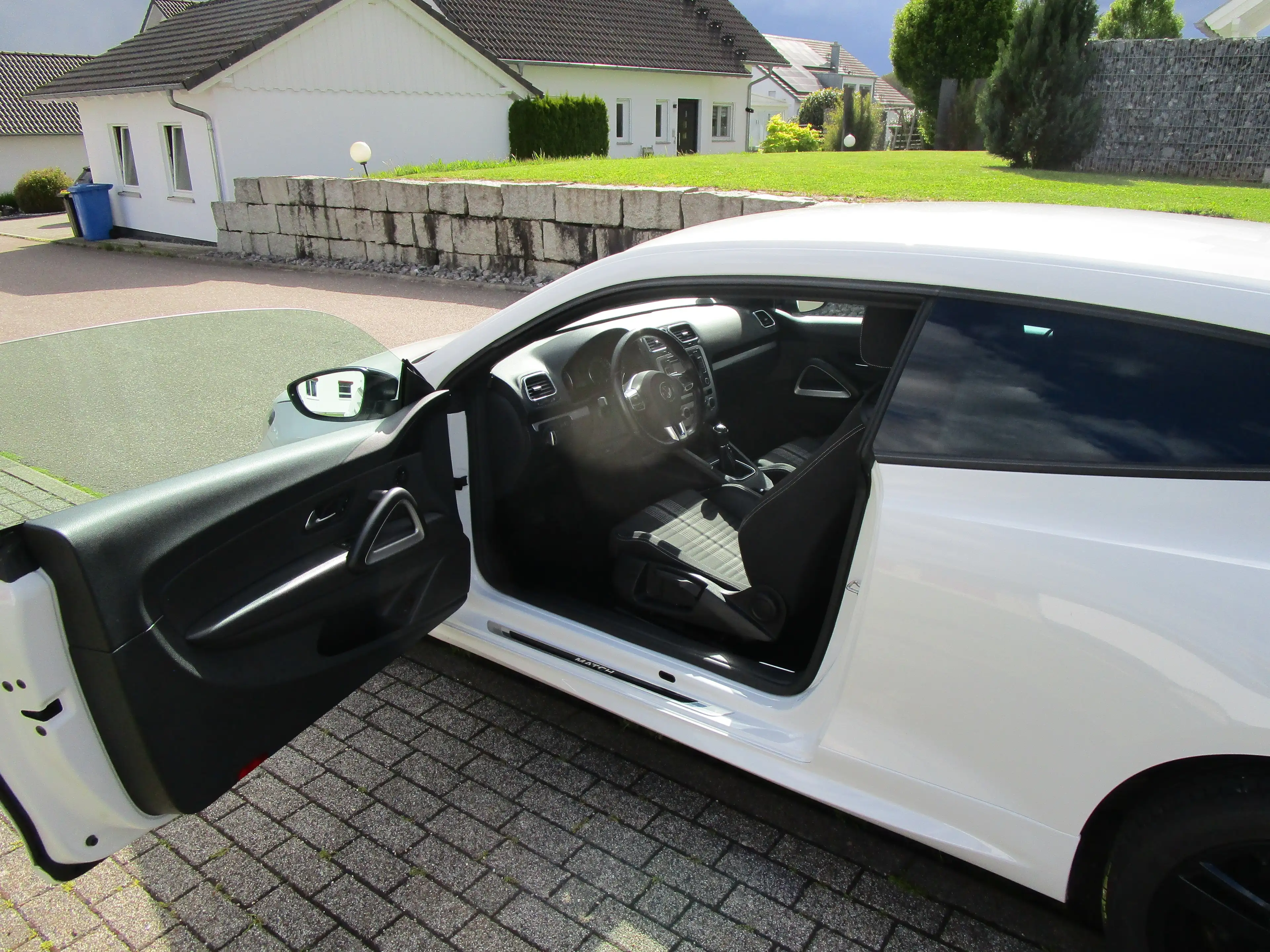 Volkswagen Scirocco 1.4 TSI 118 kW Match - Navi - Klima - PDC .. — photo 5