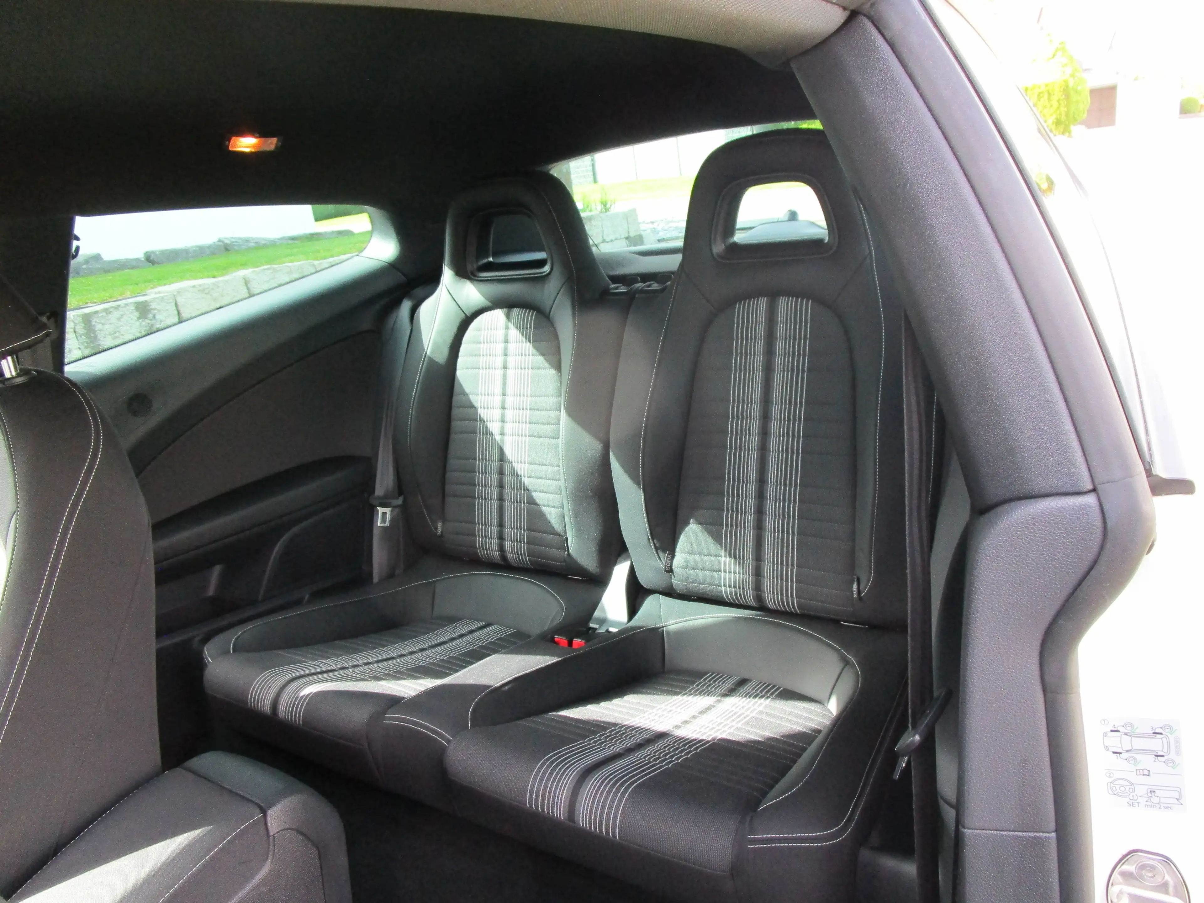 Volkswagen Scirocco 1.4 TSI 118 kW Match - Navi - Klima - PDC .. — photo 7