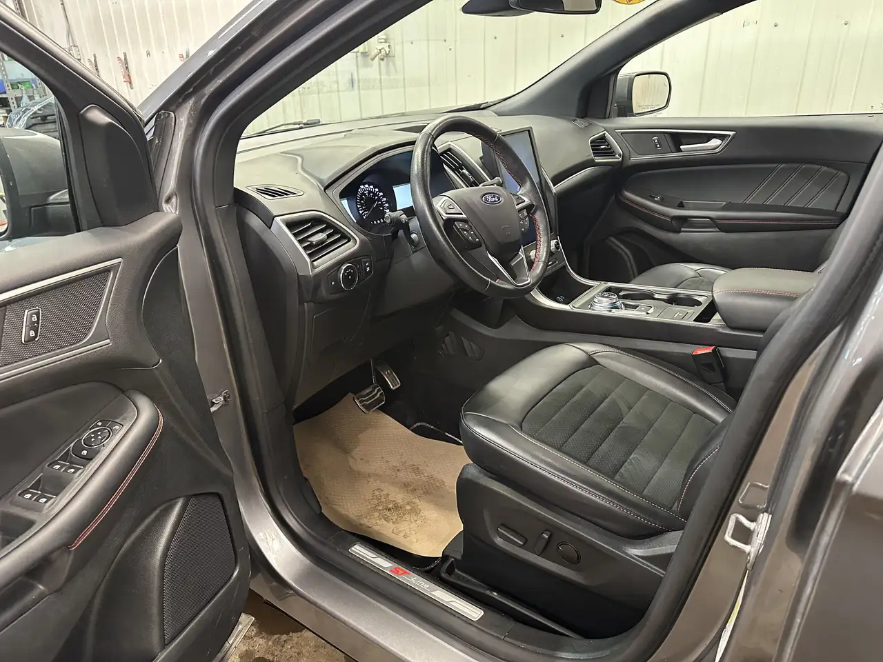 Ford Edge снимка Ford Edge