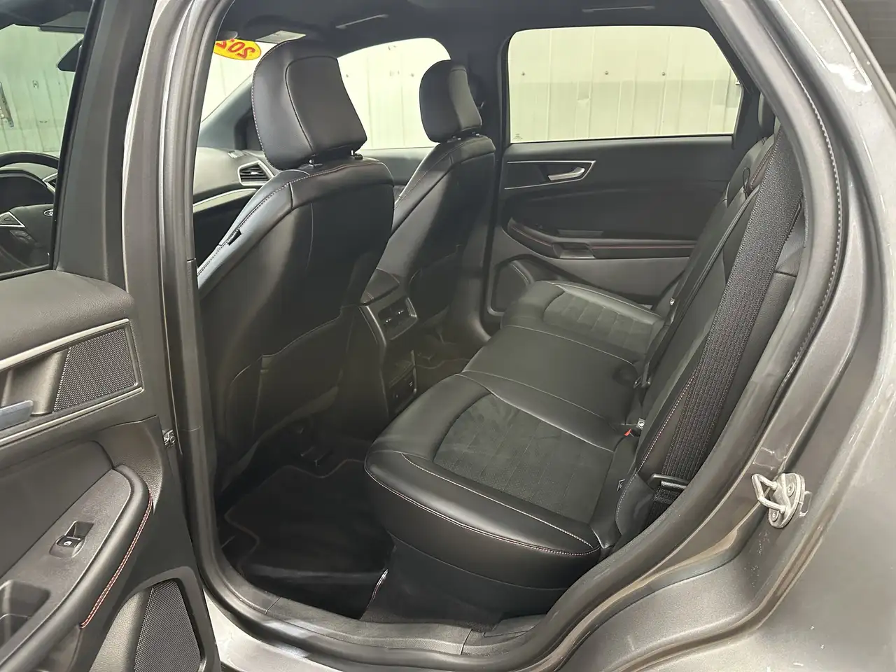 Ford Edge снимка Ford Edge