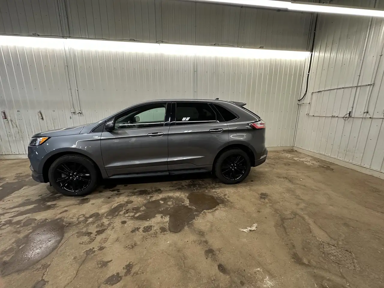 Ford Edge снимка Ford Edge