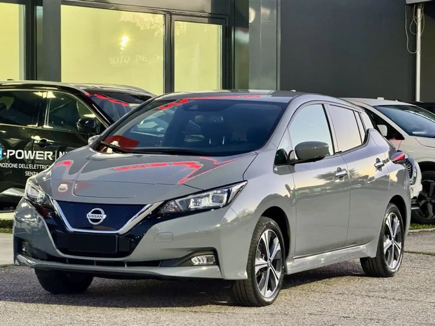 Nissan Leaf e+ N-Connecta 62 KWH Grigio - 1
