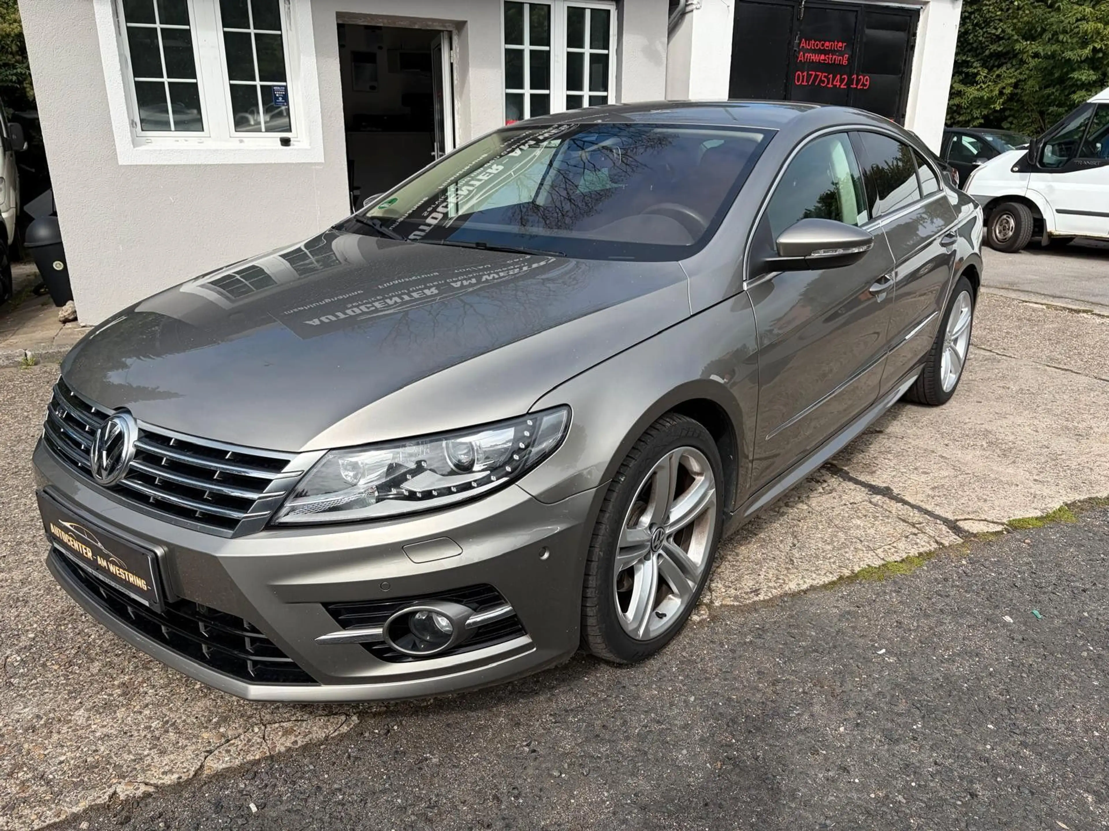 Volkswagen Passat CC R-Line — photo 2