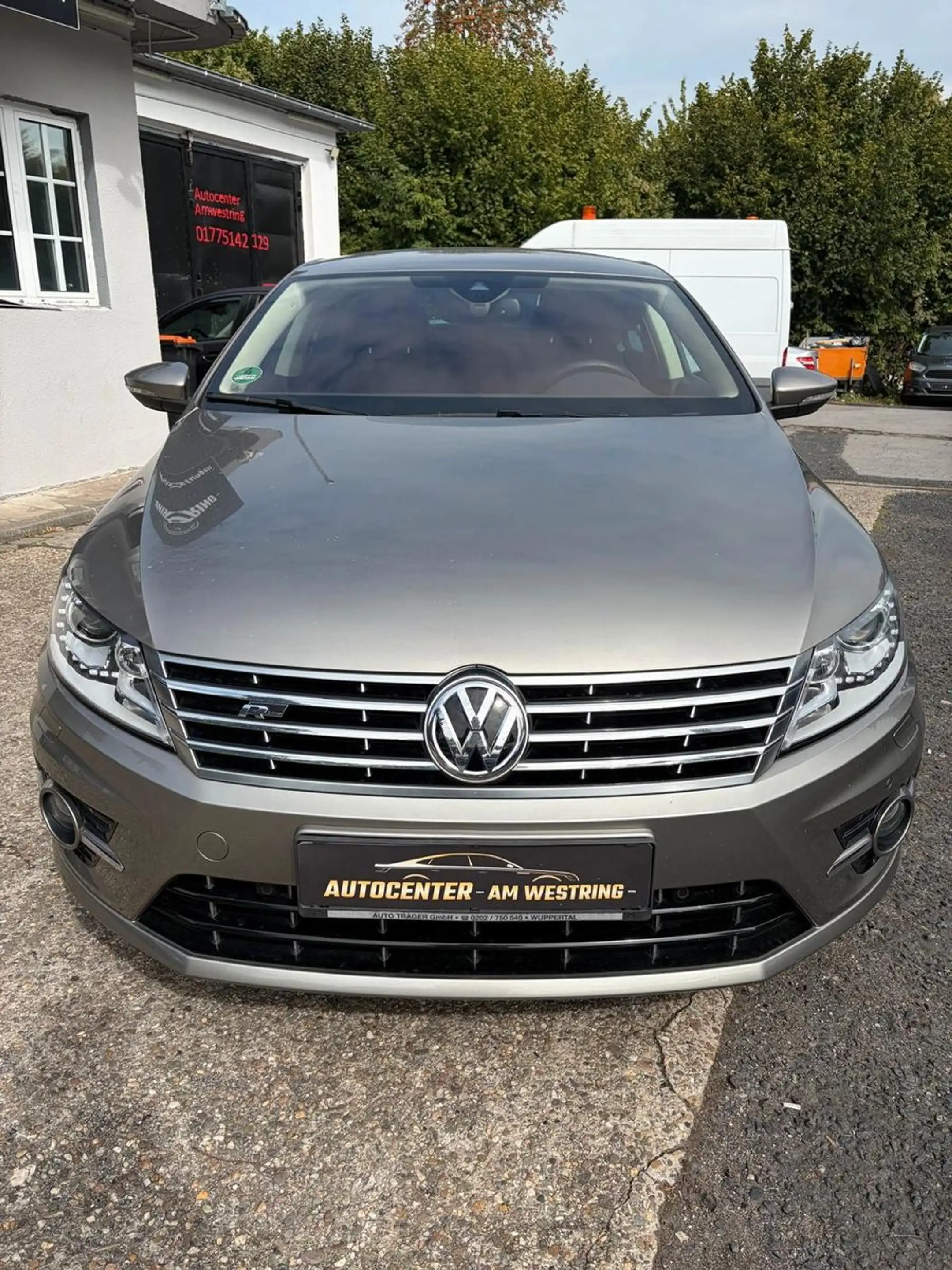Volkswagen Passat CC R-Line — photo 3