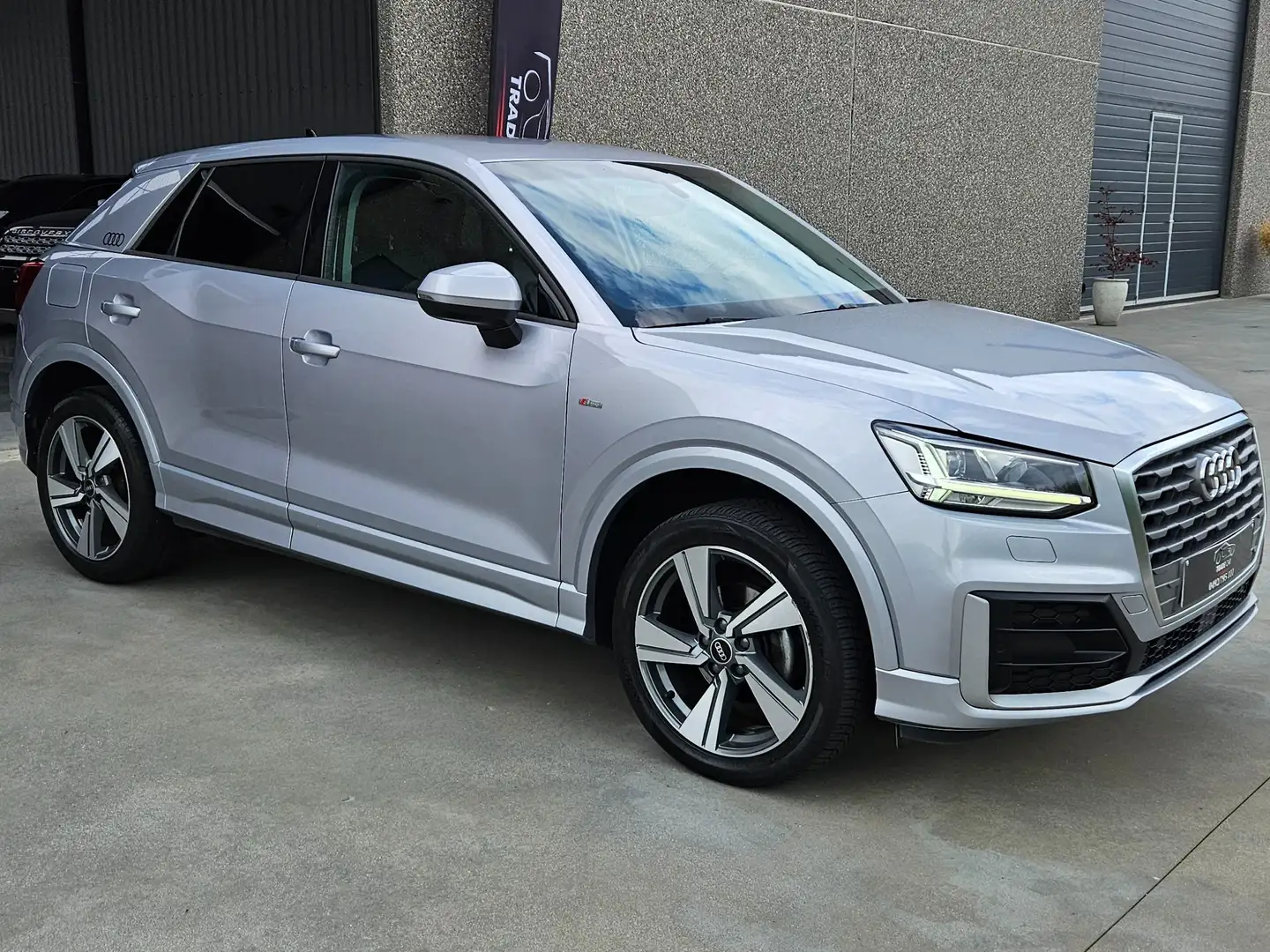 Audi Q2 Q2 30 TFSI S-LINE (EU6d-TEMP)*S LINE*LEDER*NAVI*.. Zilver - 2