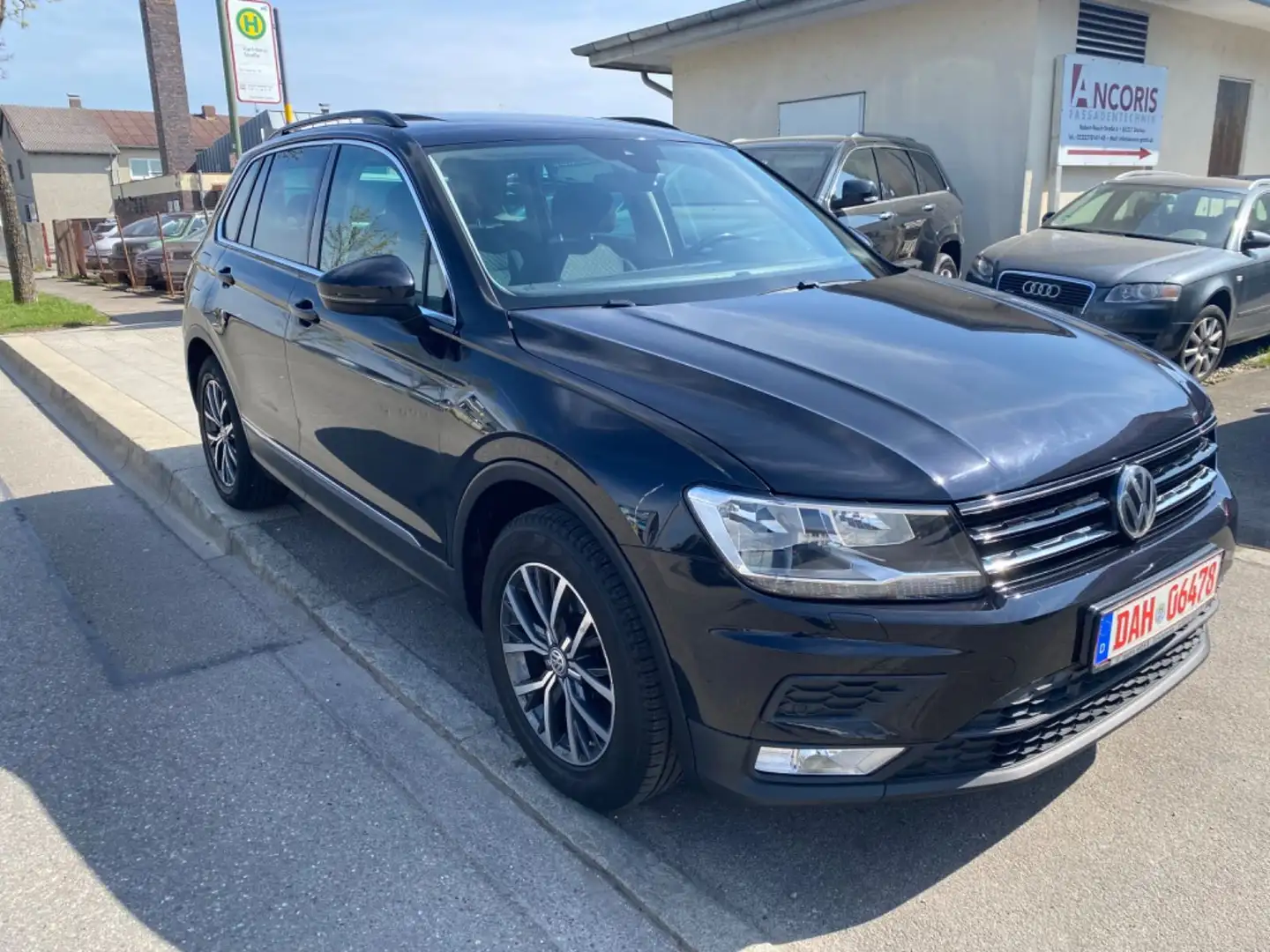 Volkswagen Tiguan 1.4 TSI 92kW BMT Comfortline Negro - 2