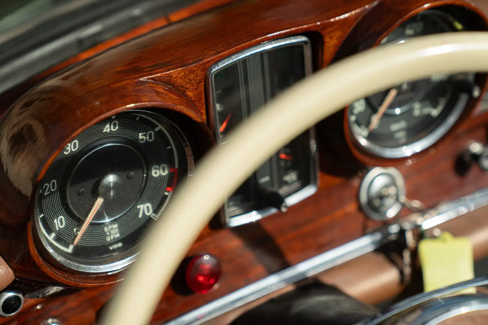 Mercedes-Benz 220 SE CABRIOLET Vert - 2