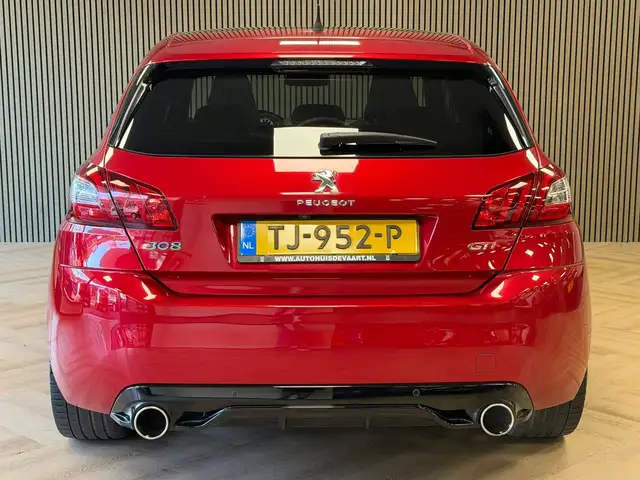Peugeot 308 view 5