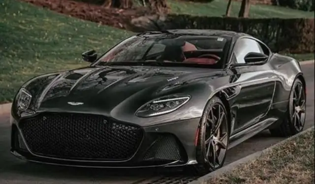 Aston Martin DBS Superleggera