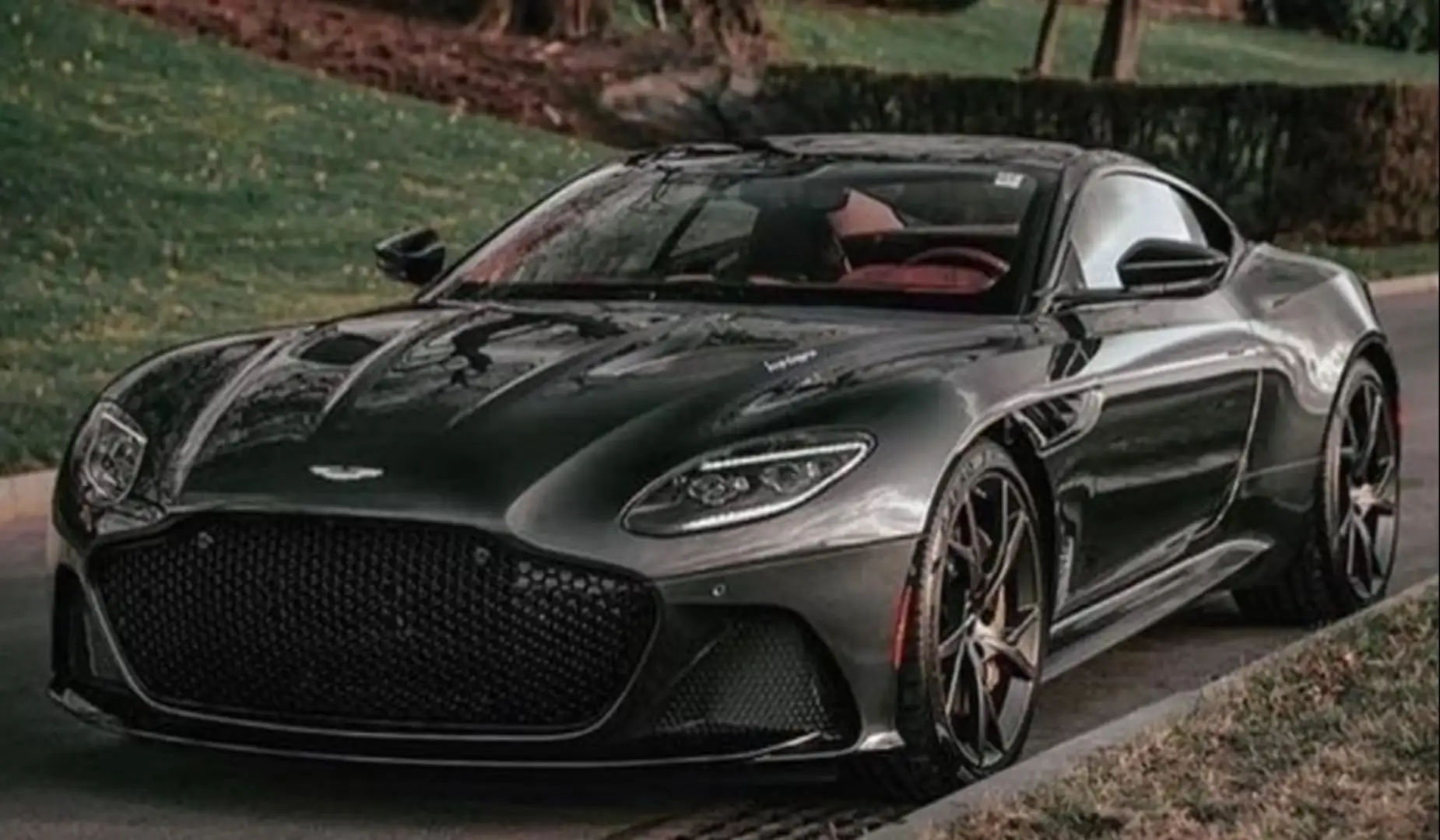 Aston Martin DBS Superleggera Argent - 2