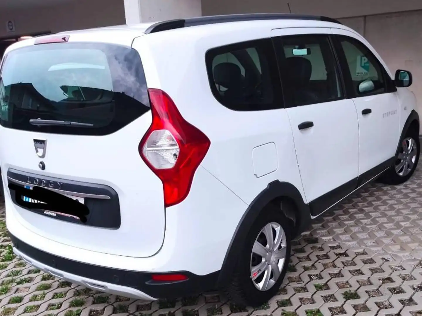 Dacia Lodgy Lodgy Stepway TCe 115 S Weiß - 2