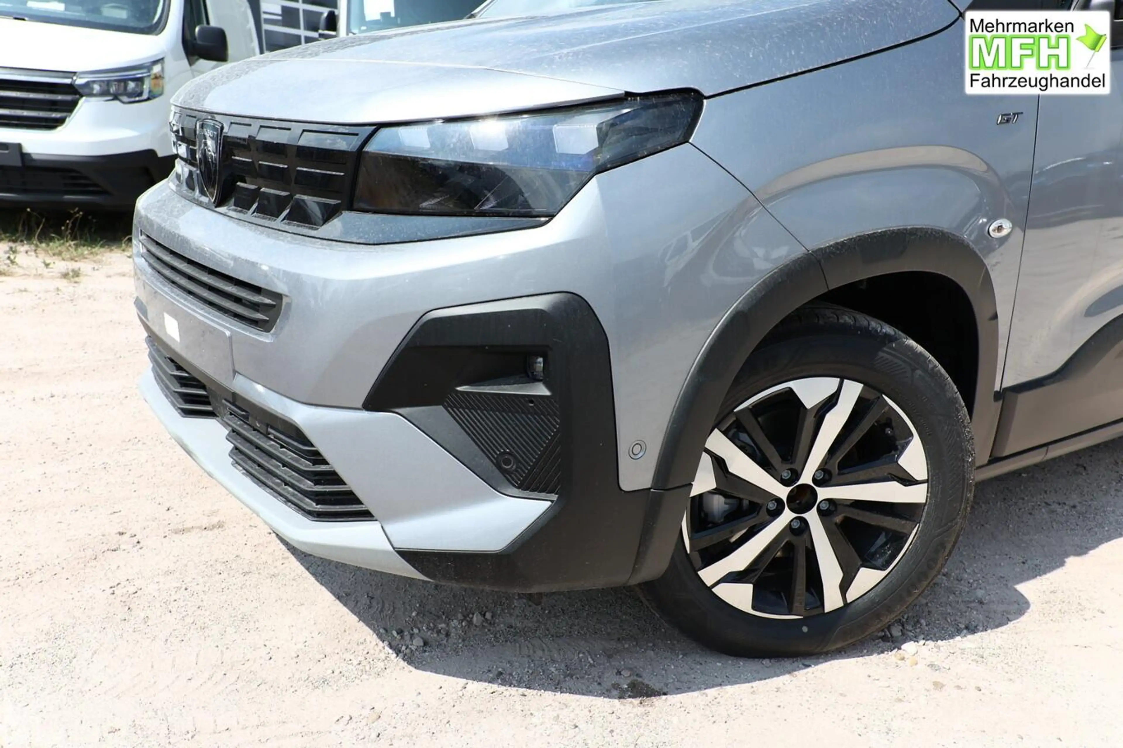 Peugeot Rifter M1 GT L2 7-S Keyl Nav Kam 2xPDC ACC BT 96 kW (1... — photo 4