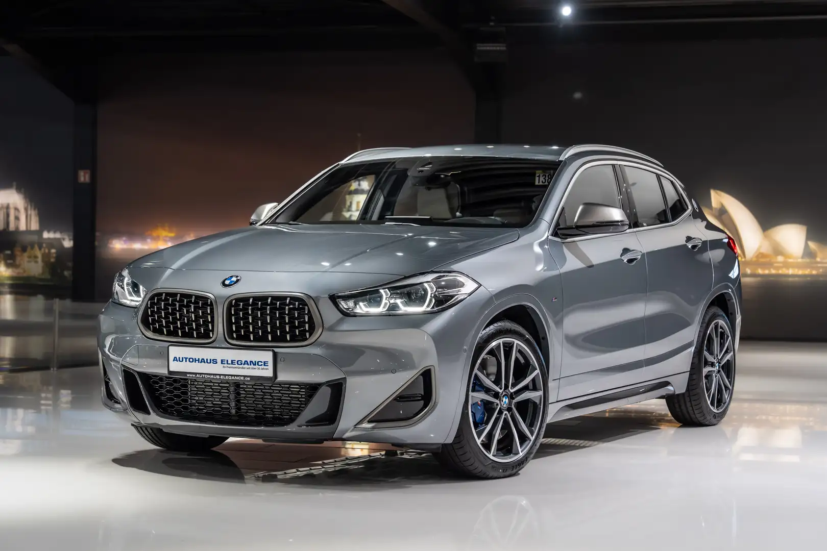 BMW X2 M M35 i xDrive*NUR 1134 KM*HEAD-UP*SPORTSITZE* Gris - 1