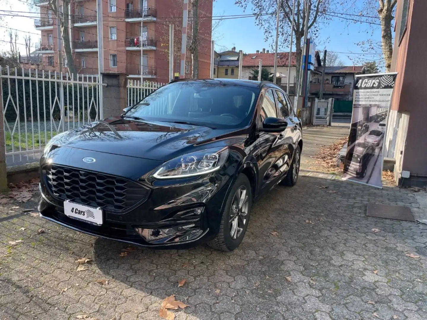 Ford Kuga 2.5 Plug In Hybrid 225 CV CVT 2WD ST-Line Noir - 1