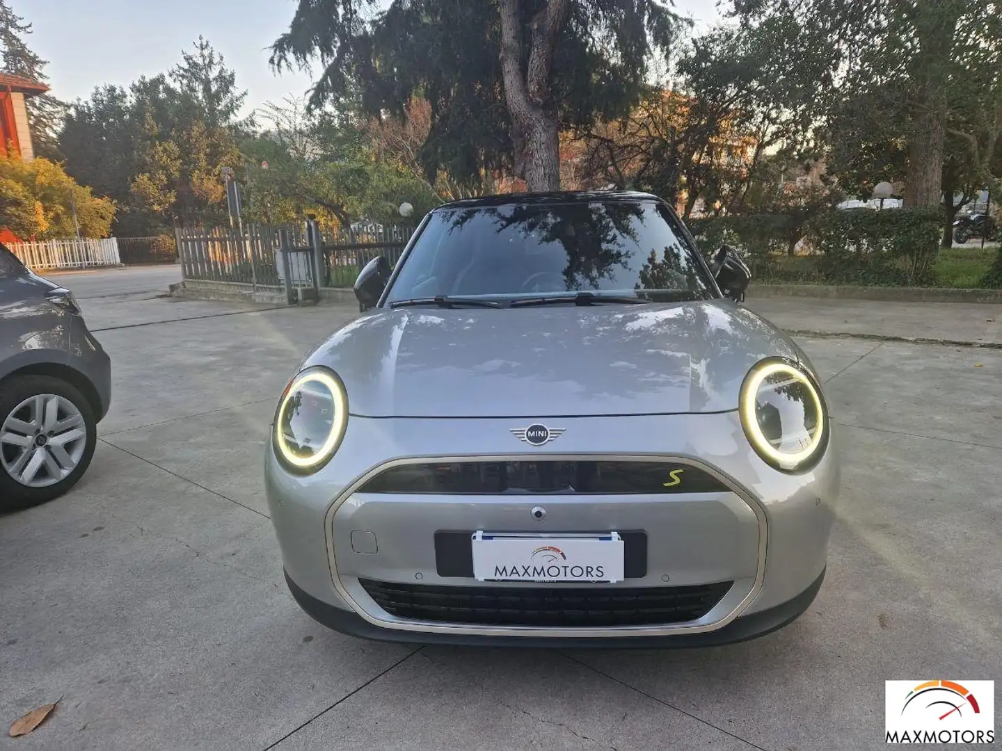 MINI Mini Cooper SE XL Gris - 2