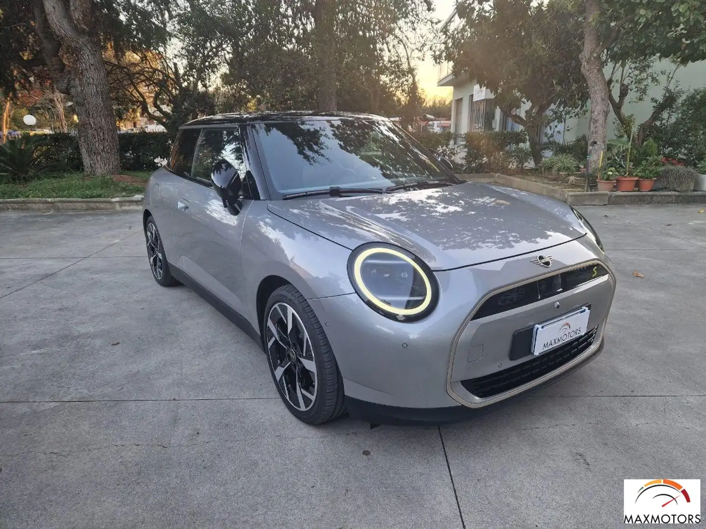 MINI Mini Cooper SE XL Gris - 1