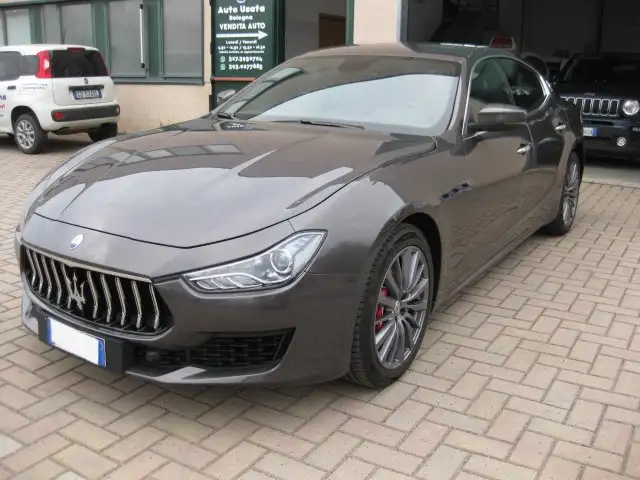 Maserati Ghibli GT 330 CV MHEV