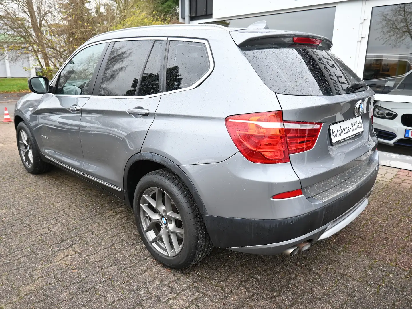 BMW X3 xDrive30dAut *X-Line* Navi Pano Leder 18Alu Grau - 2