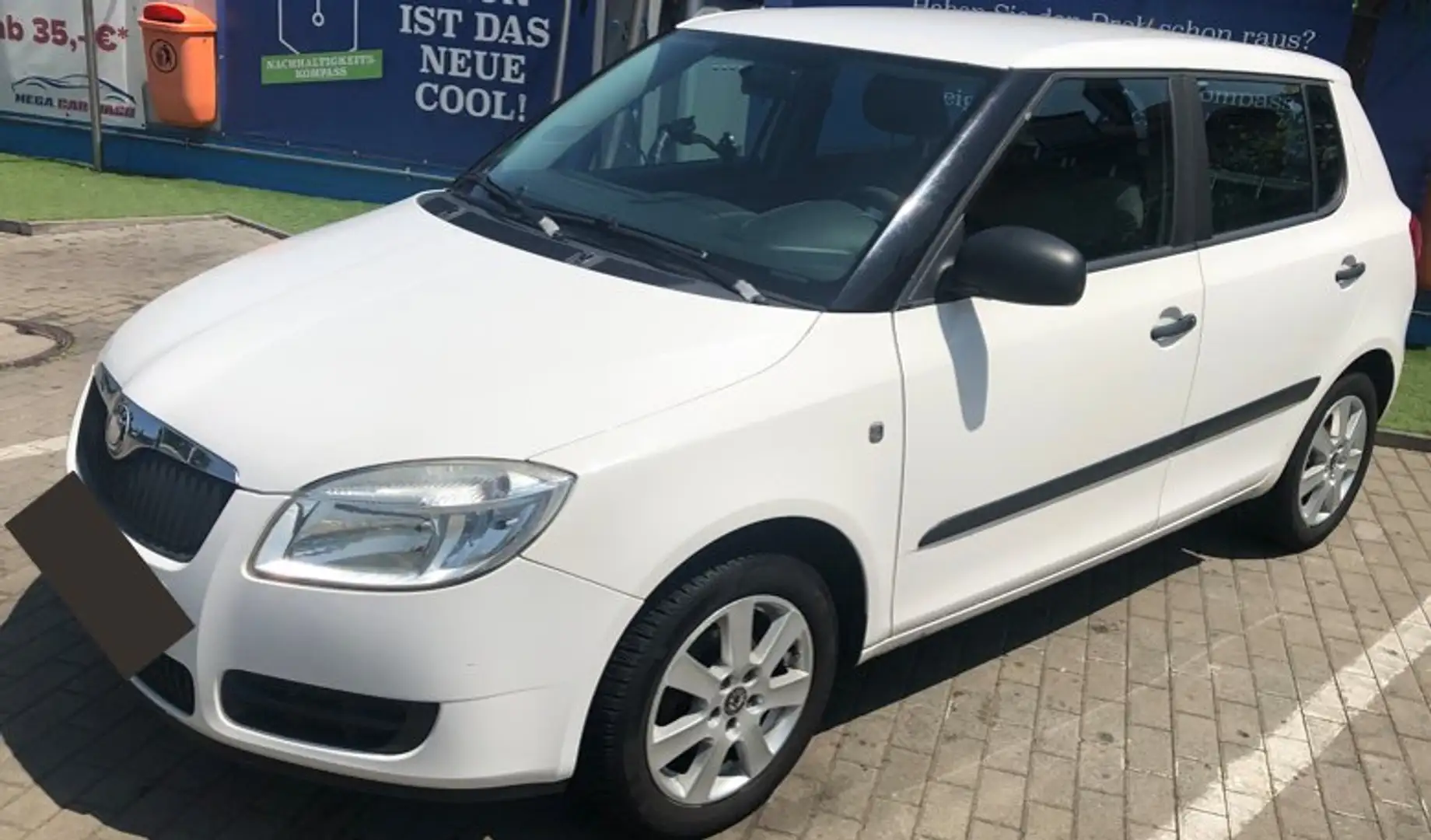 Skoda Fabia 1.2 HTP Weiß - 1