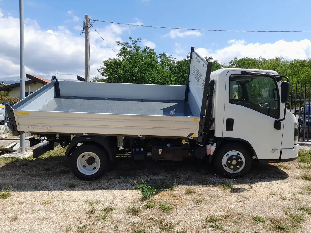 Isuzu Others 2026
