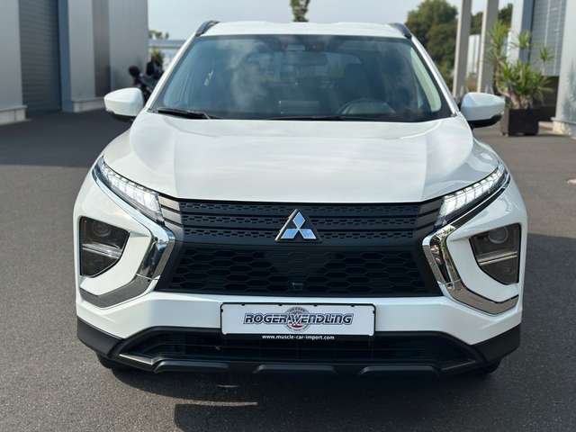 Mitsubishi Eclipse Cross Basis Hybrid 4WD