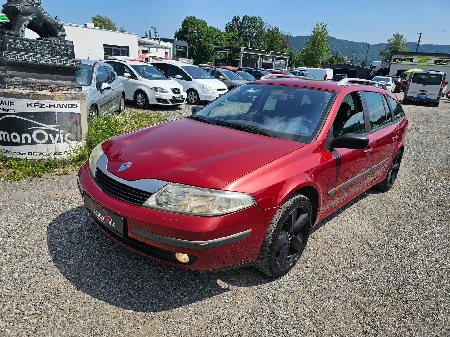 Renault Laguna Grandtour Dynamique 1,9 dCi Ds. Rojo - 1