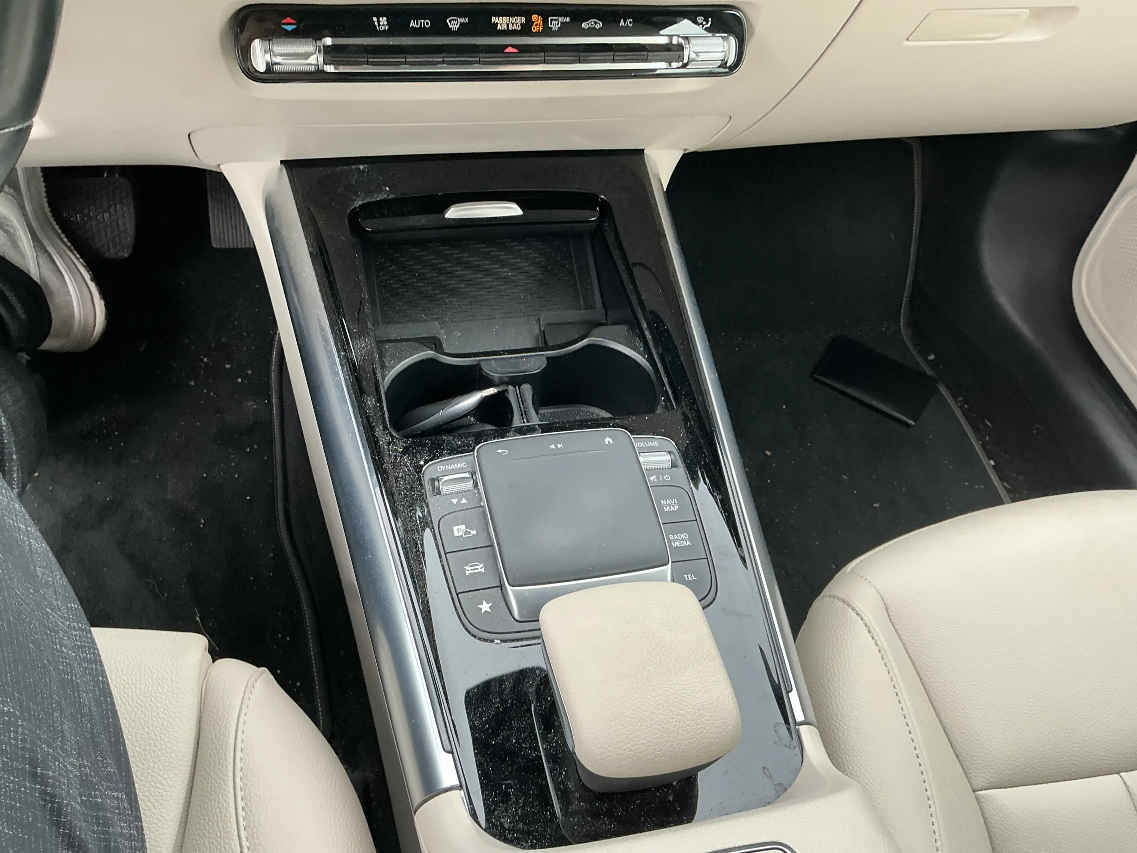 Mercedes-Benz B 220 d Business Leder R.Cam Navi ACC AHK LED — photo 13