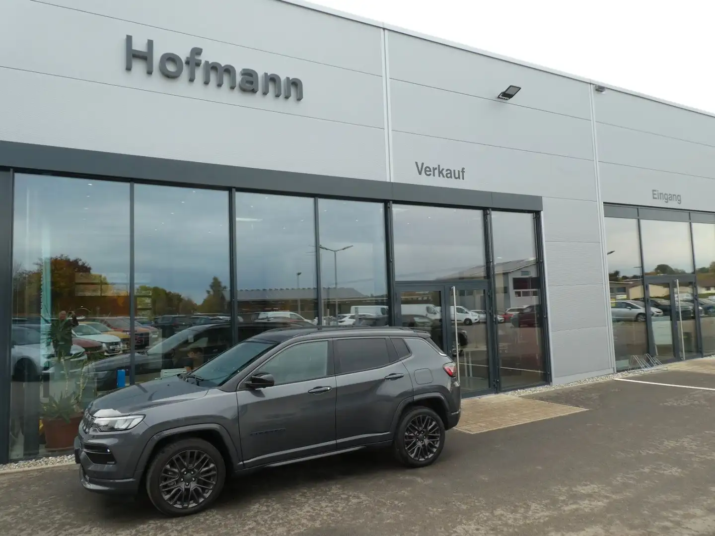 Jeep Compass S, SHZ, Navi, Kamera, PDC, LED Argent - 1