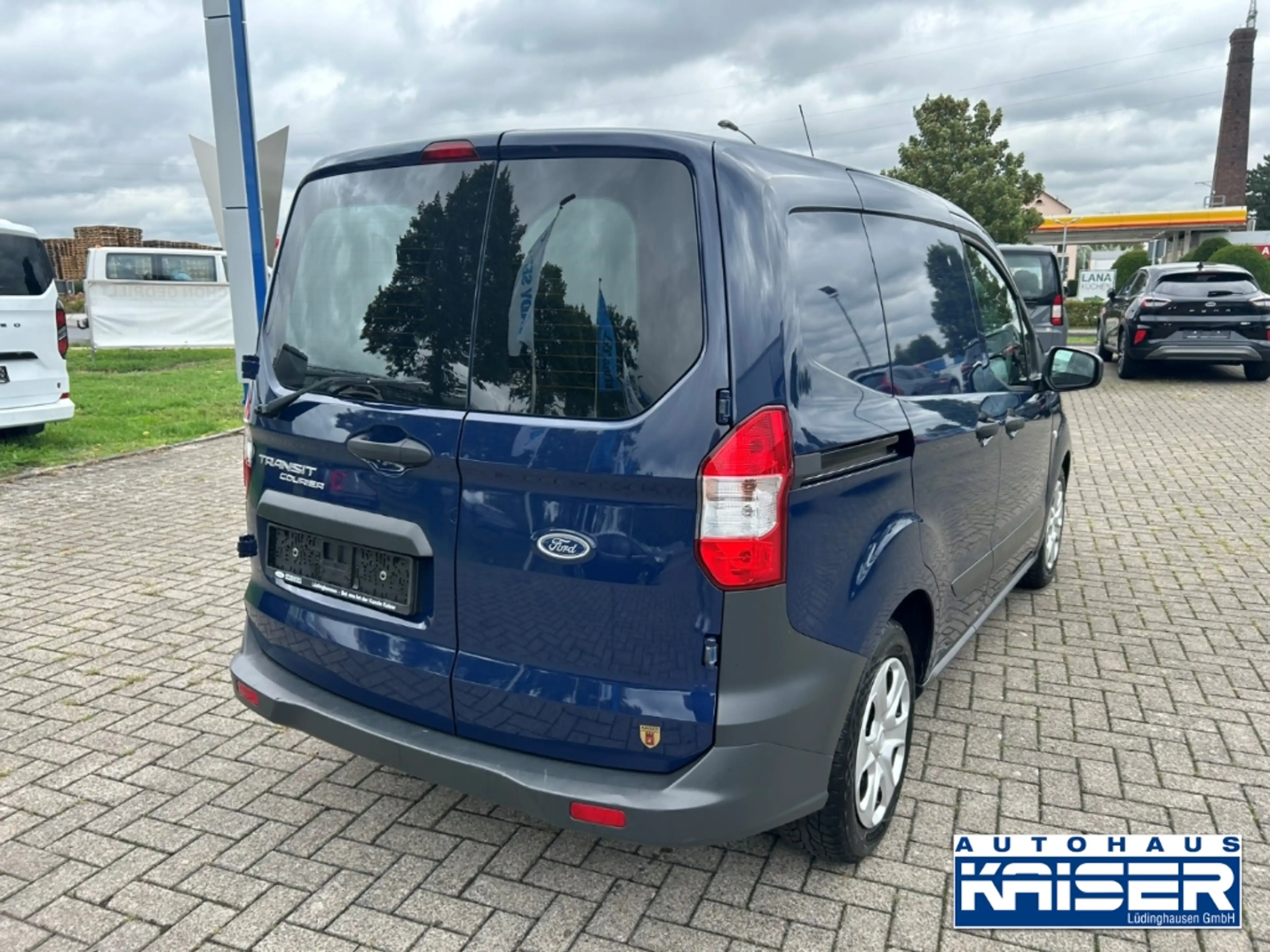 Ford Transit Courier Trend — photo 5