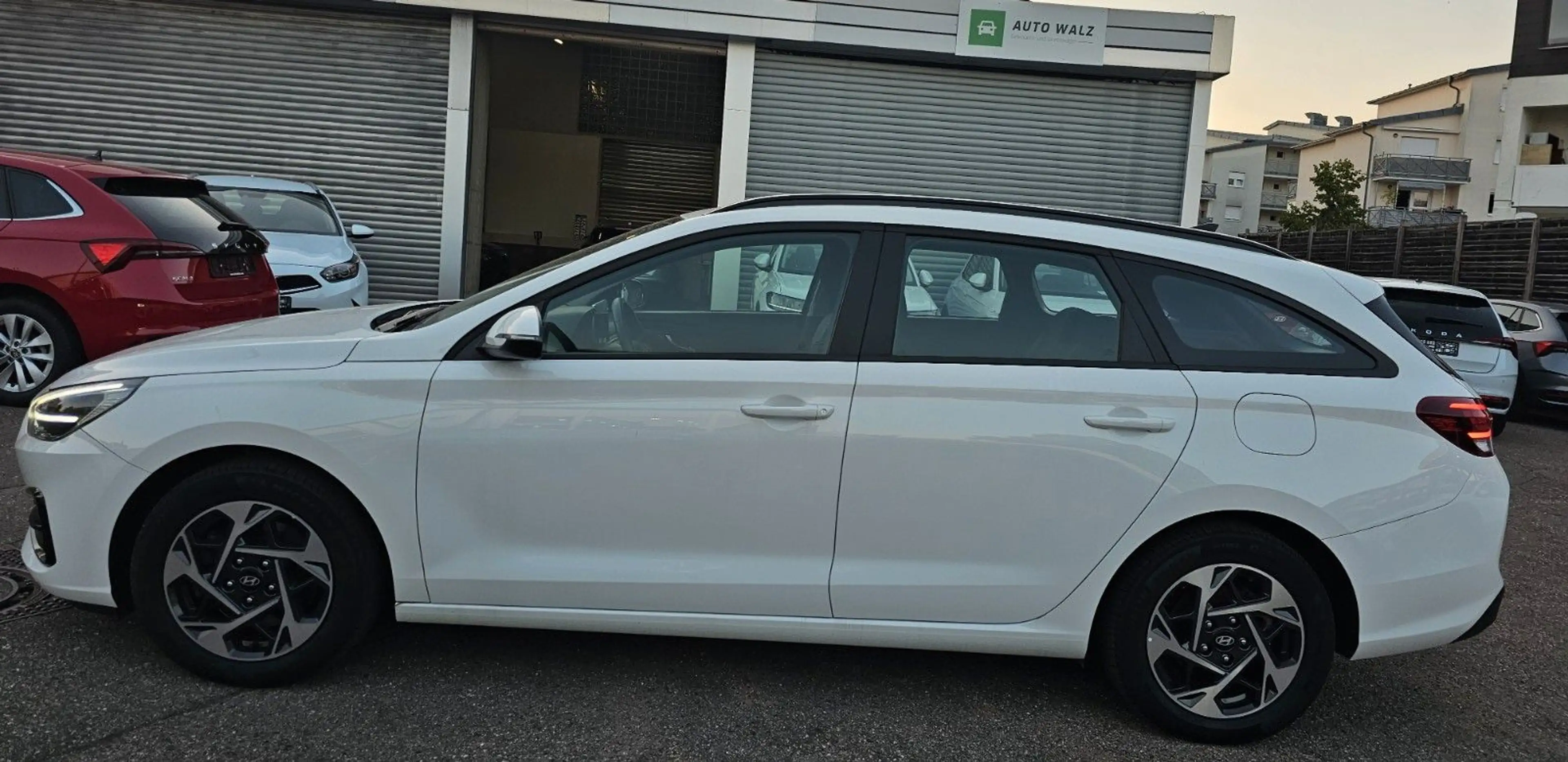 Hyundai i30 1.0 T-GDI DCT Family — photo 3