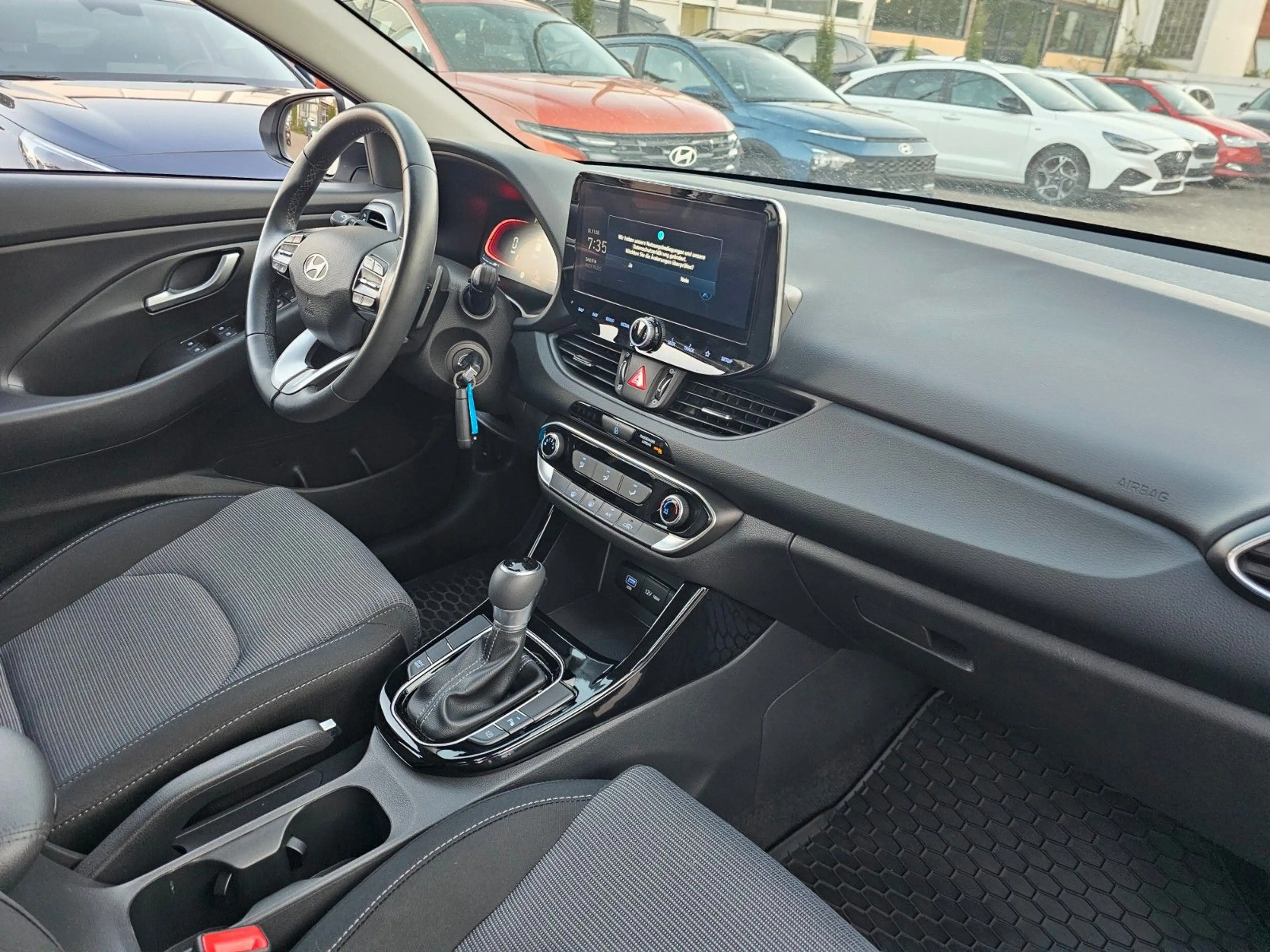 Hyundai i30 1.0 T-GDI DCT Family — photo 12
