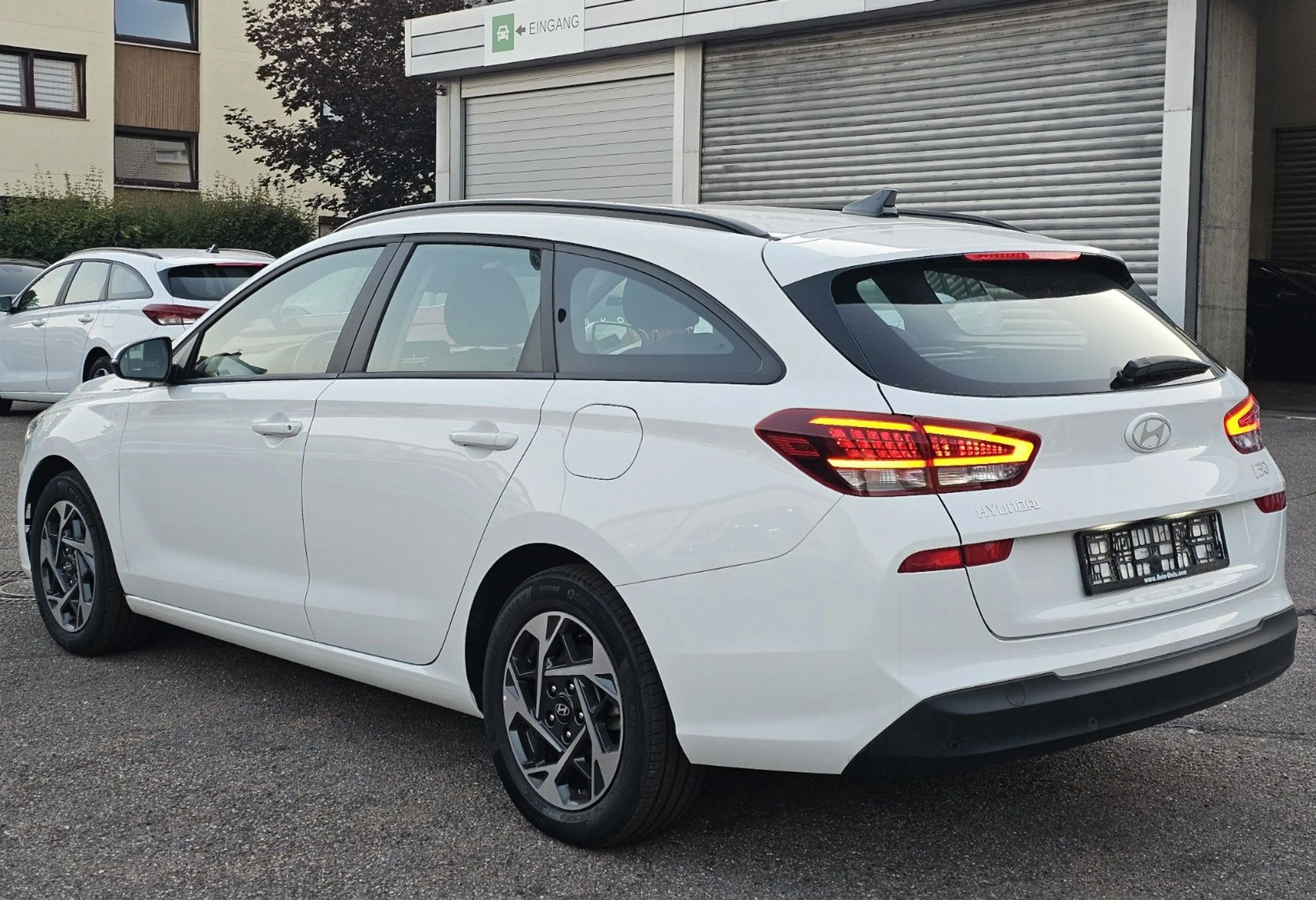 Hyundai i30 1.0 T-GDI DCT Family — photo 4