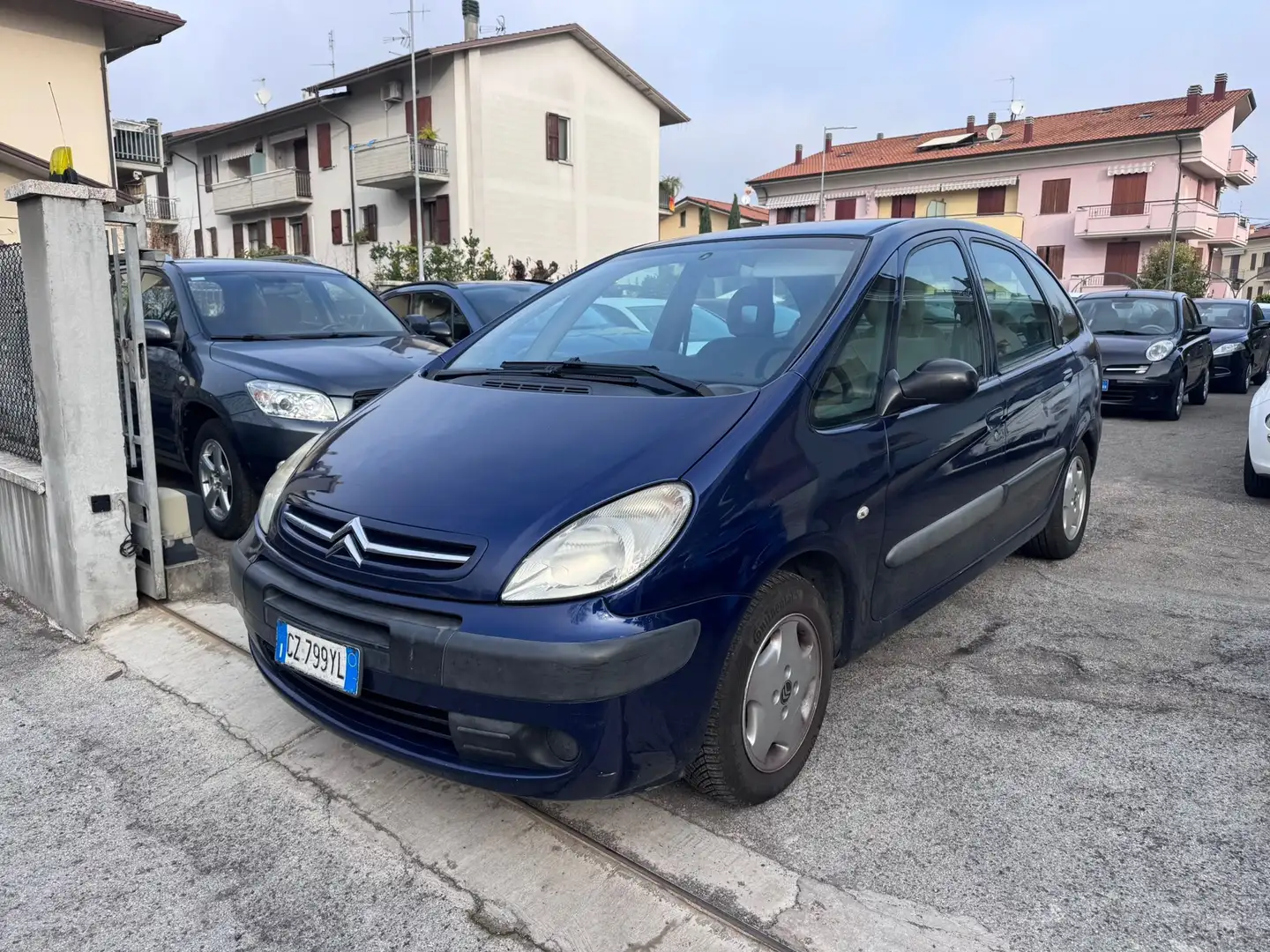 Citroen Xsara Xsara Picasso Picasso 1.6 16v Elegance Bleu - 1