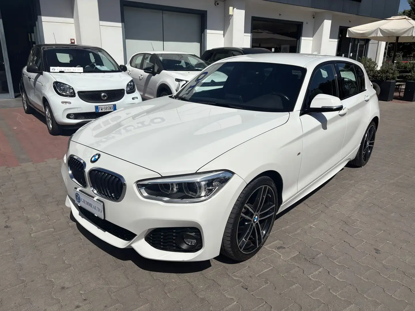 BMW 116 Serie 1 F/20-21 2015 116d Msport 5p Blanc - 1