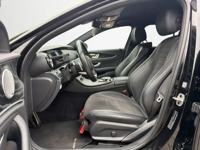 Mercedes-Benz E-Class view 10