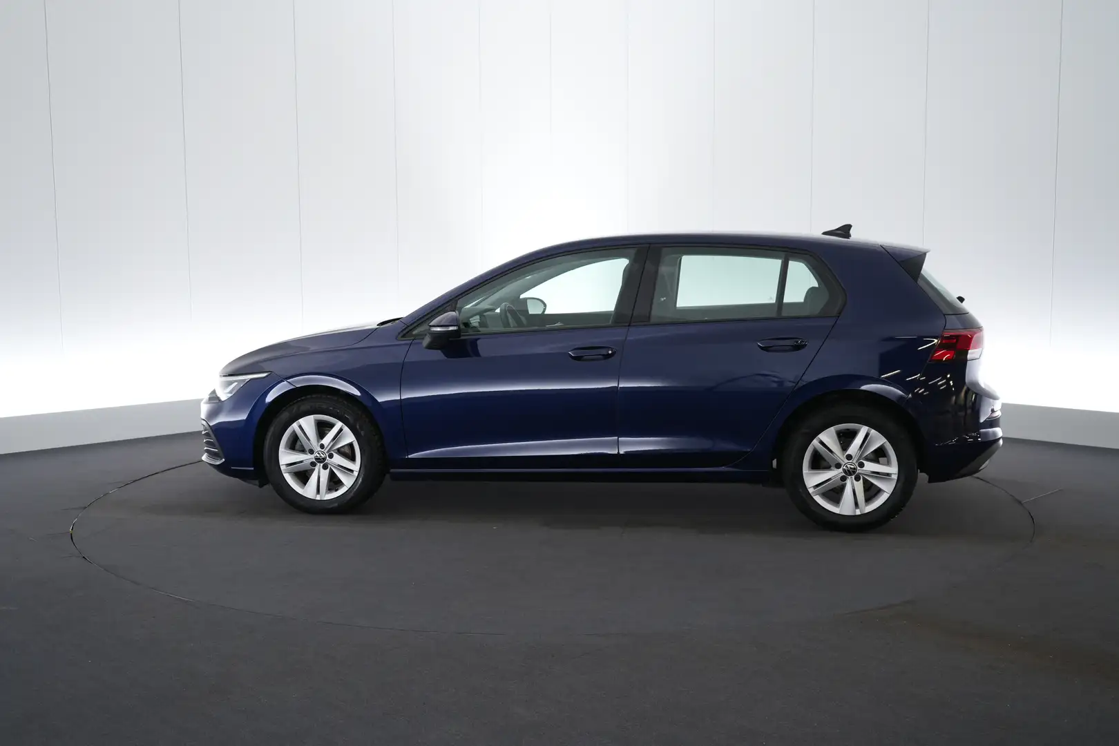 Volkswagen Golf 2.0 TDi Life LED GPS PDC Carplay ACC Bleu - 2