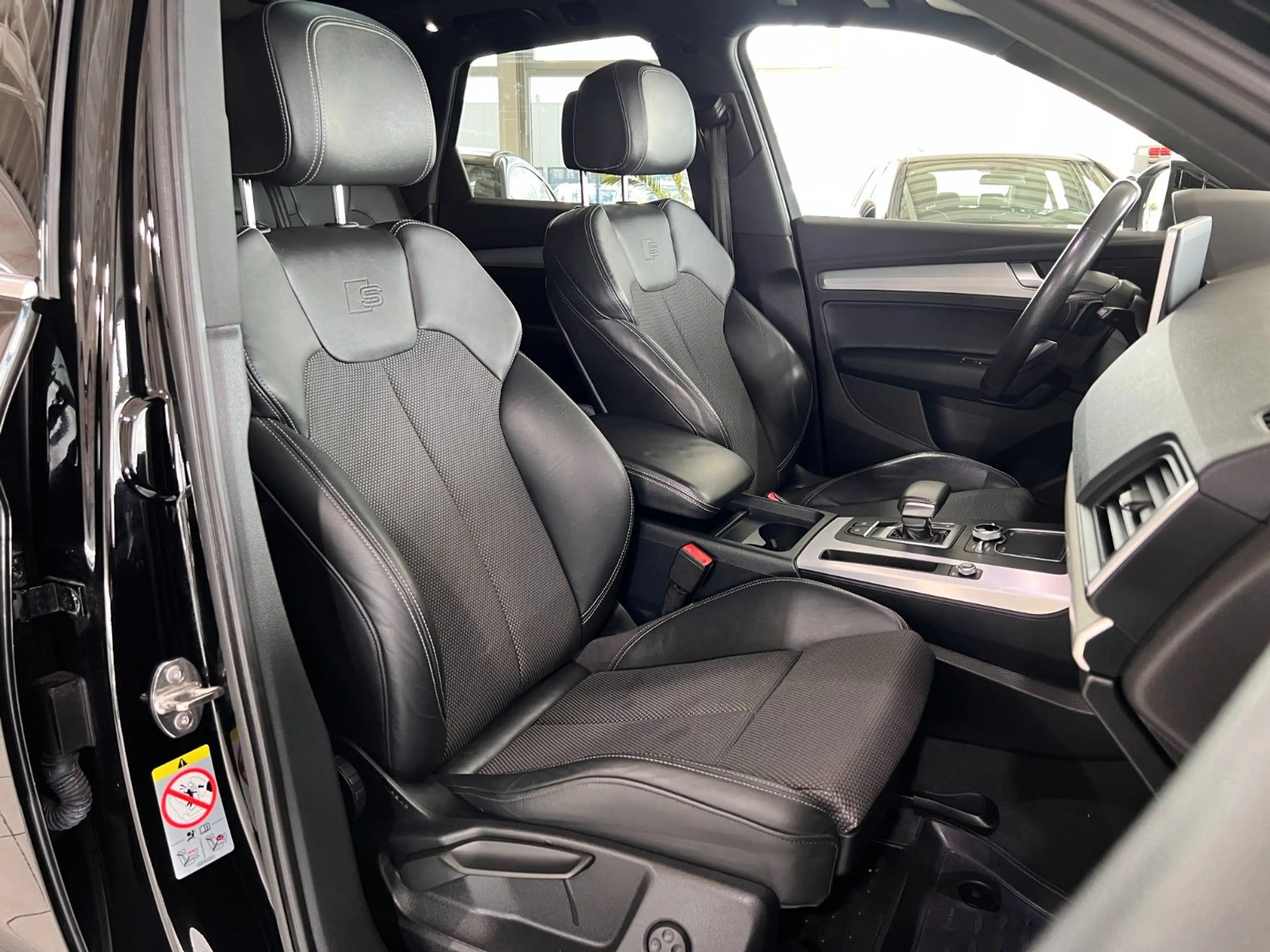 Audi Q5 QUATTRO SPORT S-LINE | NAVI | PANO | AHK — photo 22