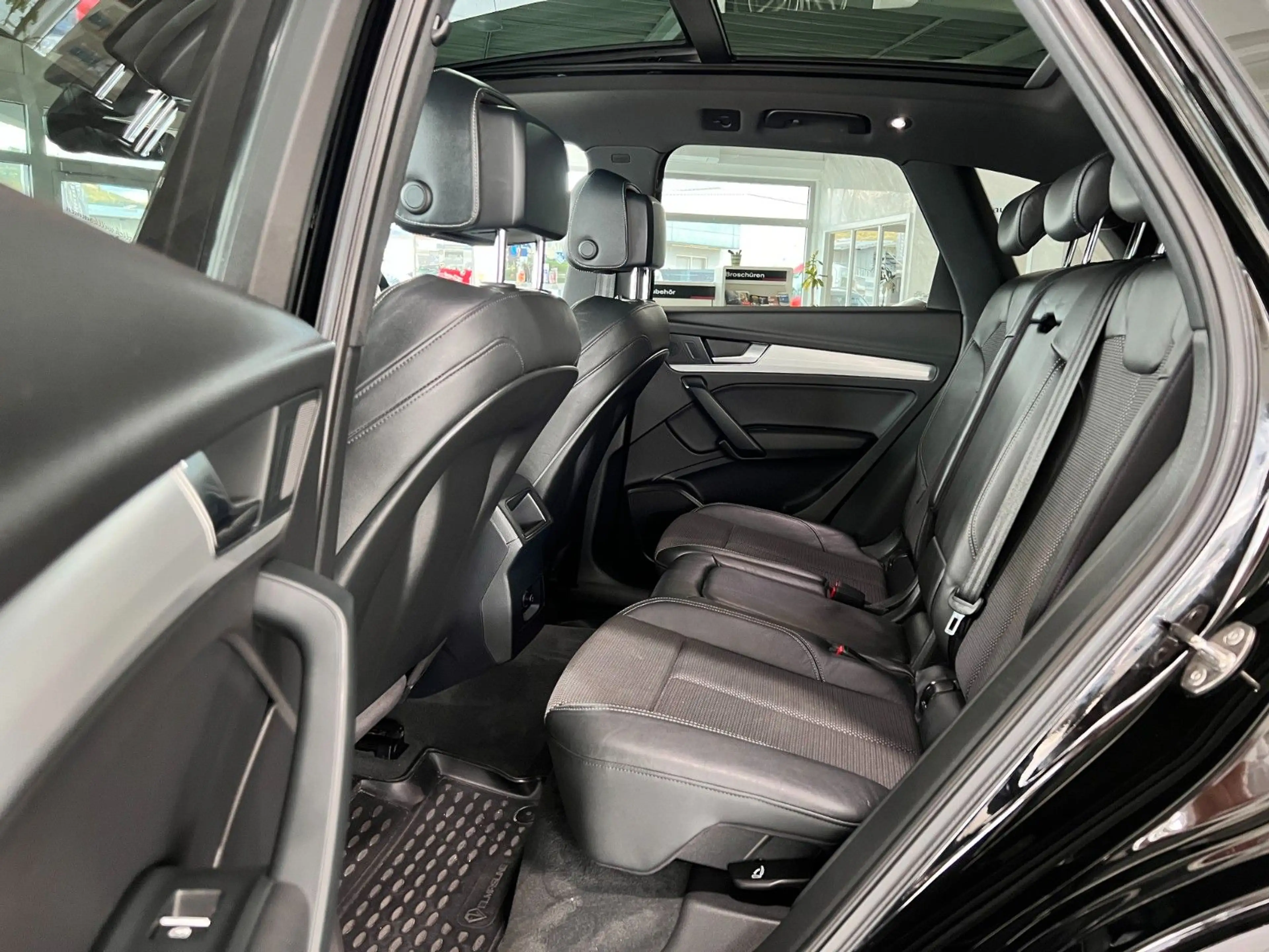 Audi Q5 QUATTRO SPORT S-LINE | NAVI | PANO | AHK — photo 23