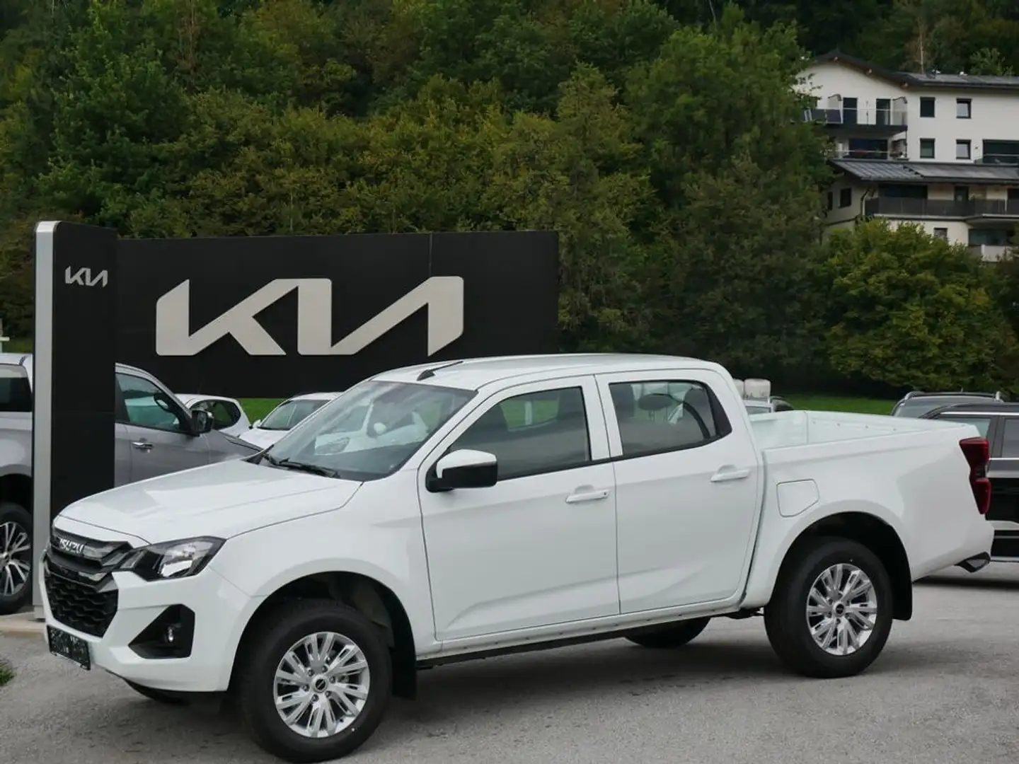 Isuzu D-Max D-MAX Double Cab 4x4 LS Aut. Weiß - 1
