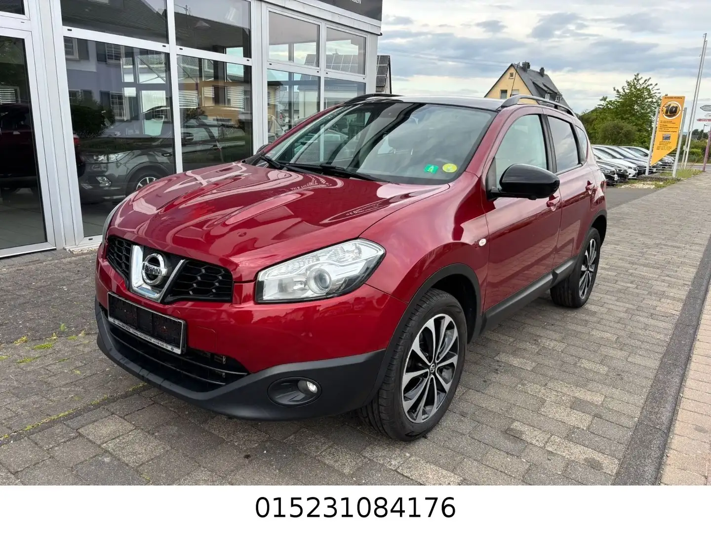 Nissan Qashqai 1.6 dCi 4x2+Tempomat+Panorama+Leder+Navi Rosso - 1
